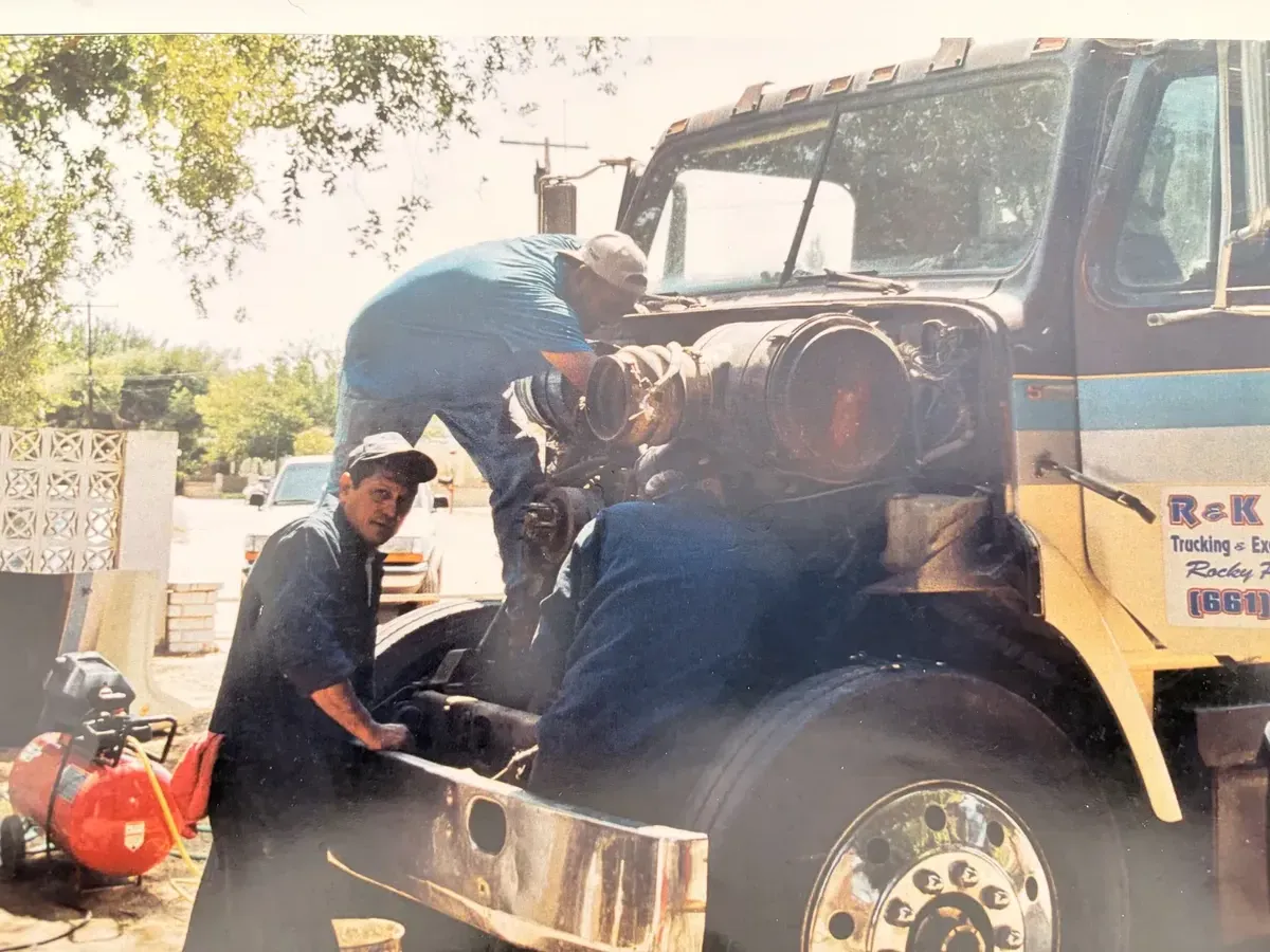 Heavy-duty truck engine repair certification class